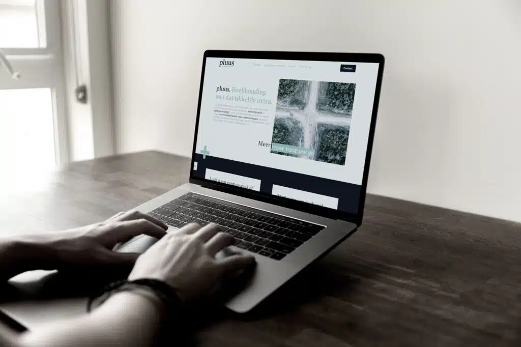 boekhouding pluus laptop website salko